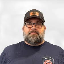 Amy Schipper's Instagram, Twitter & Facebook