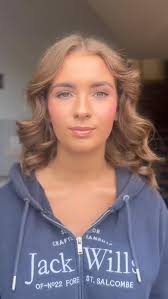 💜NIAMH💜 debs look…..the request was….. fresh glowing skin paired with  soft natural eyes. I focused