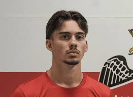 A Villa San Martino un pezzo da novanta tira l'altro