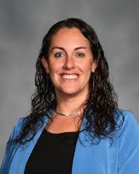 Danielle Roland's Instagram, Twitter & Facebook