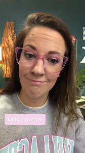 Tok if the day- sharing a dream I had this morning. Coincidence? Too  interesting to be true. #dreams #niche #specialannouncement #wasp #decision