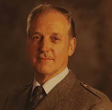 Colin Walker: early pioneer of neonatal intensive care who developed  national database for newborn infants