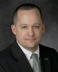 Eric Plummer's Instagram, Twitter & Facebook