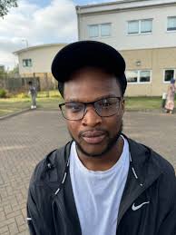 Danielle Manson (@daniellejmanson)