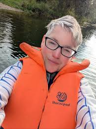 Lovely country walk 7,000 steps done . #countrywalks #sunnydays☀️😎