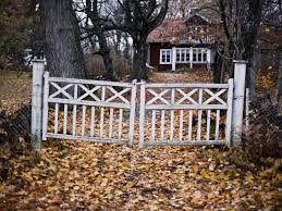 Other cases may require work on the top rails how do you repair a fence? How To Fix A Sagging Wood Or Metal Fence Gate