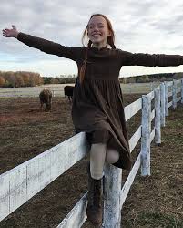 Hey clown nation it's danni, welcome back. Anne With An E Gilbert Blythe And Lucas Jade Zumann Image 6126738 On Favim Com