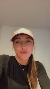 Rachel Messick's Instagram, Twitter & Facebook