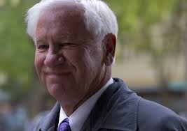 Judge sides with ex-Bank of Oswego president in legal fees case