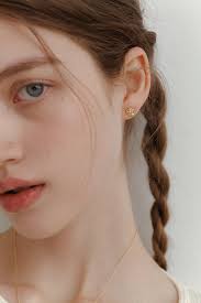 Deep Rose Petit Earring