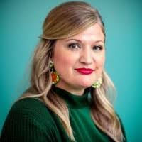 Stacy Savard's Instagram, Twitter & Facebook