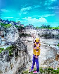 Jun 07, 2021 · suku dinas (sudin) pendidikan wilayah ii jakarta barat membuka posko pengaduan masalah terkait penerimaan peserta didik baru (ppdb) dki jakarta. Bukit Kapur Gosari Gresik Bekas Pertambangan Jadi Lokasi Instagenic