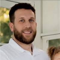 Scott Perlstein's Instagram, Twitter & Facebook