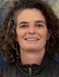 Lia Morris's Instagram, Twitter & Facebook