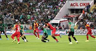 Galatasaray özel hazırlık maçı kapsamında yunanistan'da aek ile karşılaştı. Ozet Izle Denizli 2 0 Gs Mac Ozeti Ve Golleri Izle Denizlispor Galatasaray Kac Kac