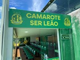 J&aacute; pensou em assistir ao jogo no mesmo n&iacute;vel dos jogadores e colado no banco de reservas? O Mirassol decidiu inovar e inaugurou os seus "camarotes imersivos" no Est&aacute;dio Jos&eacute; Maria de