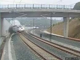 Mai 2000 für den verkehr freigegeben. Schock Video Vom Ungluck In Spanien Hier Crasht Der Todeszug Blick