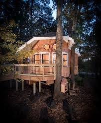 Maybe you would like to learn more about one of these? Omni Montessori S Owl In The Trees The Treehouse Masters Come To Charlotte Qc Exclusive