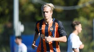 Загрузка до 20 часов в месяц, обычно просто активная. Mudrik Glavnyj Fristajler Nashego Futbola Popadal Na 433 Chashe Chem V Zayavku Shahtera Teper Poprobuet Sebya V Desne Bundesrebublik Blogi Ua Tribuna Com