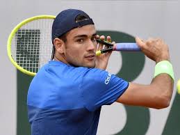 Matteo berrettini keeps in touch with fellow nitto atp finals contenders on tuesday by reaching the shanghai second round. Berrettini Alle Atp Finals Un Italiano Maestro 41 Anni Dopo Barazzutti Corriere It
