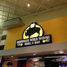 Buffalo wild wings offers all of these and professional bartenders, fresh chicken wings, trivia nights, weekly specials and so much more. Buffalo Wild Wings 4640 Palisades Center Dr