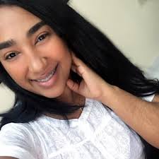 Jenniffer Guzmán (@__jennguzman)