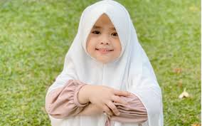Buku terbaru oki setiana dewi didedikasikan untuk anak anaknya. 3 Arti Nama Anak Oki Setiana Dewi Islami Dan Sarat Makna Theasianparent Indonesia