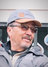 Anyone see the weird ass AI Christmas song they did with the boys during  one of the breaks I'm not crazy right. It happened yeah??? Anyone record  it? I'm trying to find