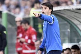 Career stats (appearances, goals, cards) and transfer history. Pescara Esonerato Breda Scelto Grassadonia