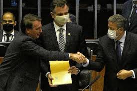 Cobrem a posição dos seus deputados e peçam para que eles declarem a intenção de voto. Bolsonaro A Mae Do Voto Impresso E A Bia Kicis E O Pai Arthur Lira