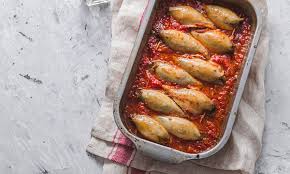 Staccate i tentacoli dalle sacche, estraete le vescichette dell'inchiostro, le interiora e l'osso interno. Ricette Con Le Seppie 5 Piatti E I Nostri Consigli Su Come Acquistarle