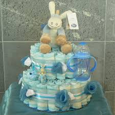 Gateau De Couche Disposition D Couches 1 Peluche En Haut Gateau De Couches Tutoriel De Gateaux De Couches Gateau De Couches Garcon