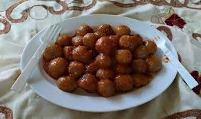 Berikut rahasia resep cilok khas pedagang kaki lima lengkap tahap demi tahap pembuatan jajanan cilok untuk menu jualan jajanan anak anak pelajari juga cara bikin bumbu kacang penganan cilok yang enak dan praktis. Resep Cilok Bumbu Kacang Yang Lezatnya Mantul Mudah Dan Praktis