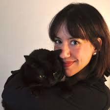 Roman gal goes around