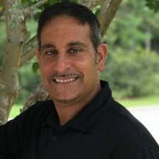 Louis Dimaio's Instagram, Twitter & Facebook