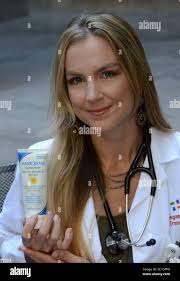 Hennepin county medical center hi-res stock photography and images