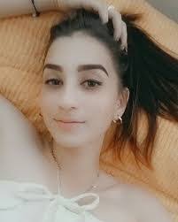 Yenisel Hernandez's Instagram, Twitter & Facebook