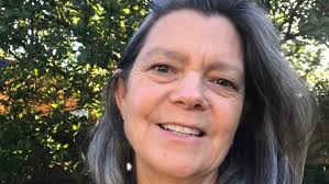 Helen Doyle's Instagram, Twitter & Facebook