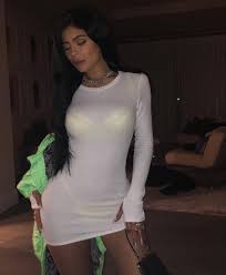 Kylie jenner showed off an incredible selfie on instagram showing herself rocking a sheer bodysuit under just a black blazer! Kylie Jenner S Sorella T Shirt Dress Could Be Yours For Only 35