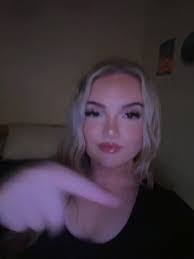 Abby Breck's Instagram, Twitter & Facebook