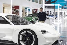 Auch privat setzt er auf schnelle fahrzeuge, luxus ist ihm dennoch fremd. Porsche Opens Its 70 Years Of Porsche Sports Car Exhibition In Berlin Automobilsport Com