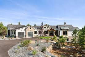 Stunning custom built mid century modern home situated in. Mountain Modern At Millhaven 2018 Parade Of Homes All About Home Design