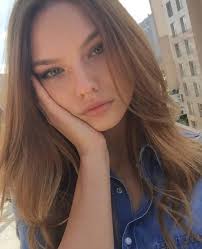 Milli takım en iyi yıllarını 1940'lar ve 1960'lar arasında geçirdi. Ankarali Nilsu Berfin Aktas Mi Macar Barbara Palvin Mi Kizlarsoruyor
