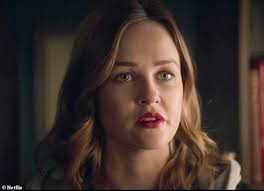 You season 2 trailer: Penn Badgley's creepy Joe finds a new Love in LA...  but his ex surprises him