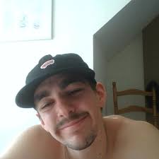 Stream Tomás Araya Larrain music