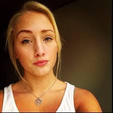 Laura Wallin's Instagram, Twitter & Facebook