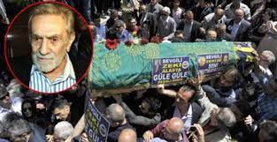 Yakın arkadaşı zeki alasya'nın cenazesine katılmak için levent camii'ne gelen ünlü oluncu aydemir akbaş isyan etti. Aydemir Akbas Bir Daha Sanatci Cenazesine Gelmeyecegim Dailymotion Video