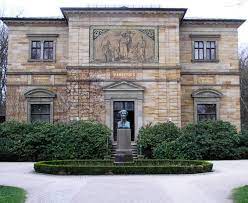 2 phone 0921/757280 prices admission 4.50€ web site haus wahnfried. Haus Wahnfried Wikipedia