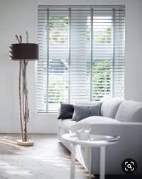 Pin Van Audrey Cherruault Op Living Room Woonkamer Jaloezieen Home Deco Raamdecoratie