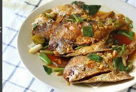 Gaul ikan dengan garam dan kunyit. Resep Ikan Bawal Masak Kecap Baca Resep